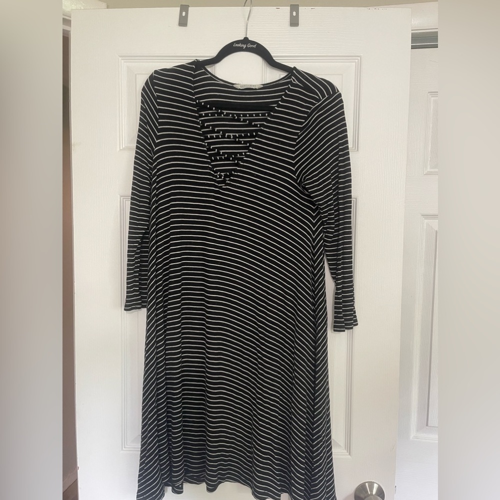 AE 3/4 sleeve striped dress